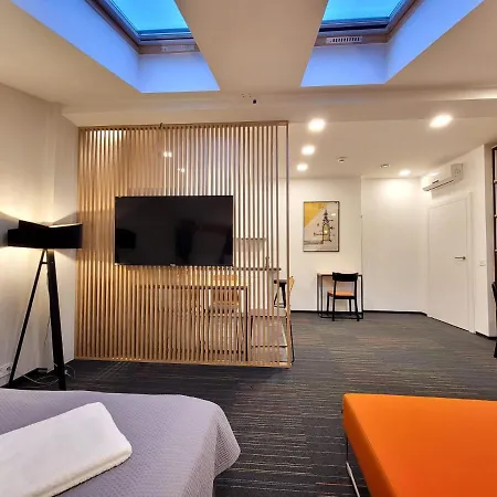 Διαμέρισμα Dada Premium 4*